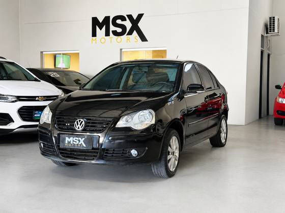 VOLKSWAGEN POLO SEDAN 1.6 MI COMFORTLINE 8V FLEX 4P MANUAL VOLKSWAGEN POLO SEDAN 1.6 MI COMFORTLINE 8V FLEX 4P MANUAL